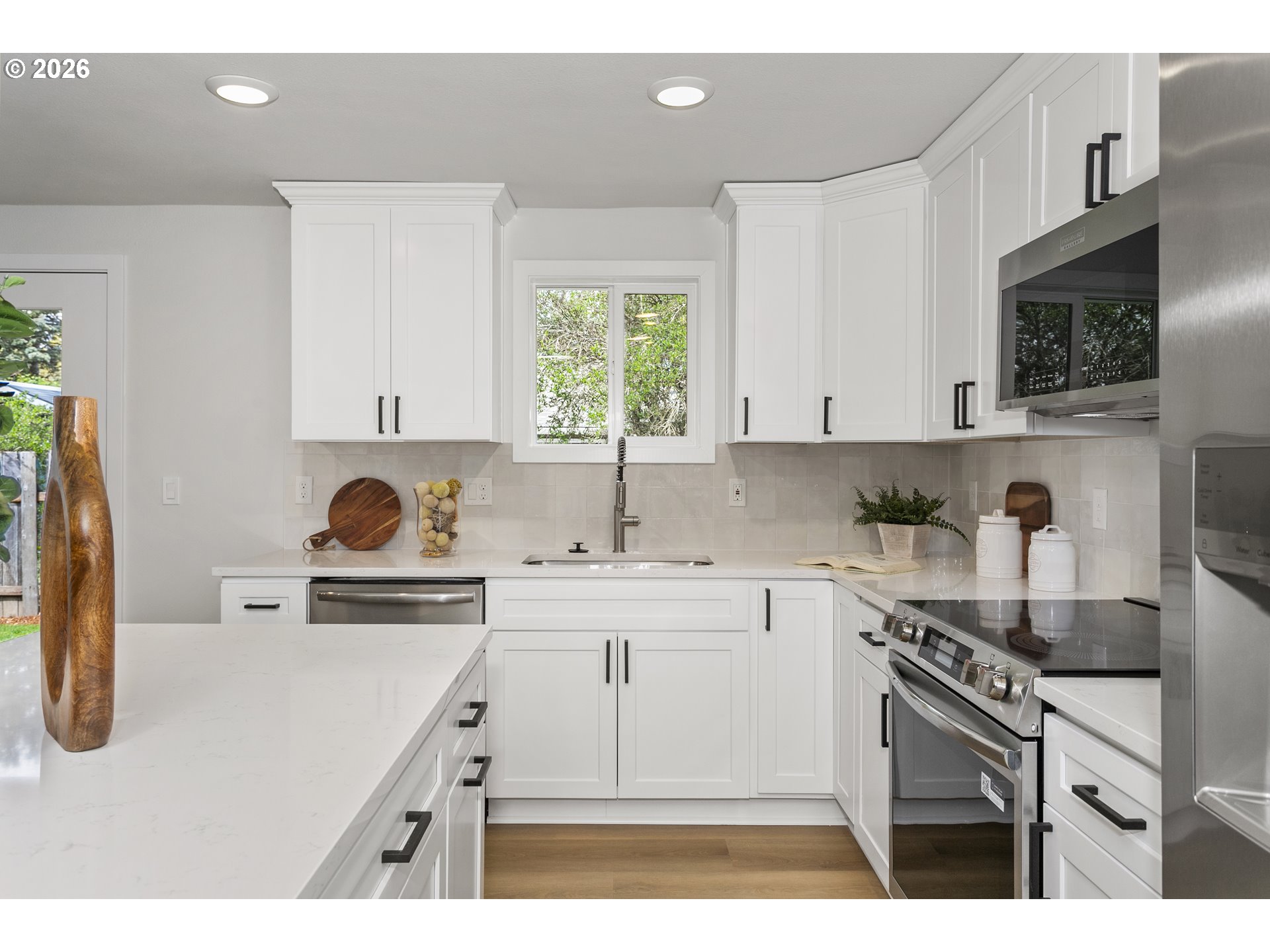 174 SW 10TH AVE, Canby, OR, 97013