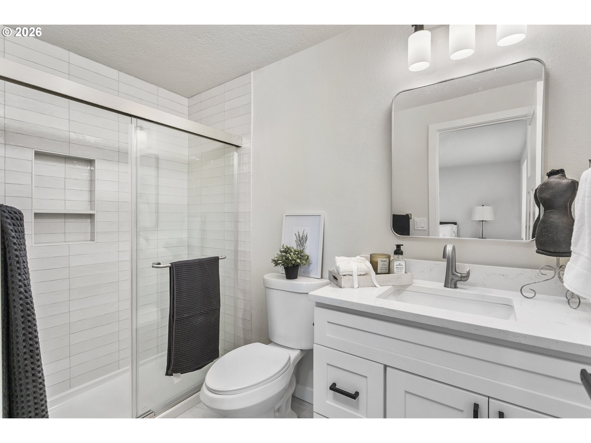 174 SW 10TH AVE, Canby, OR, 97013