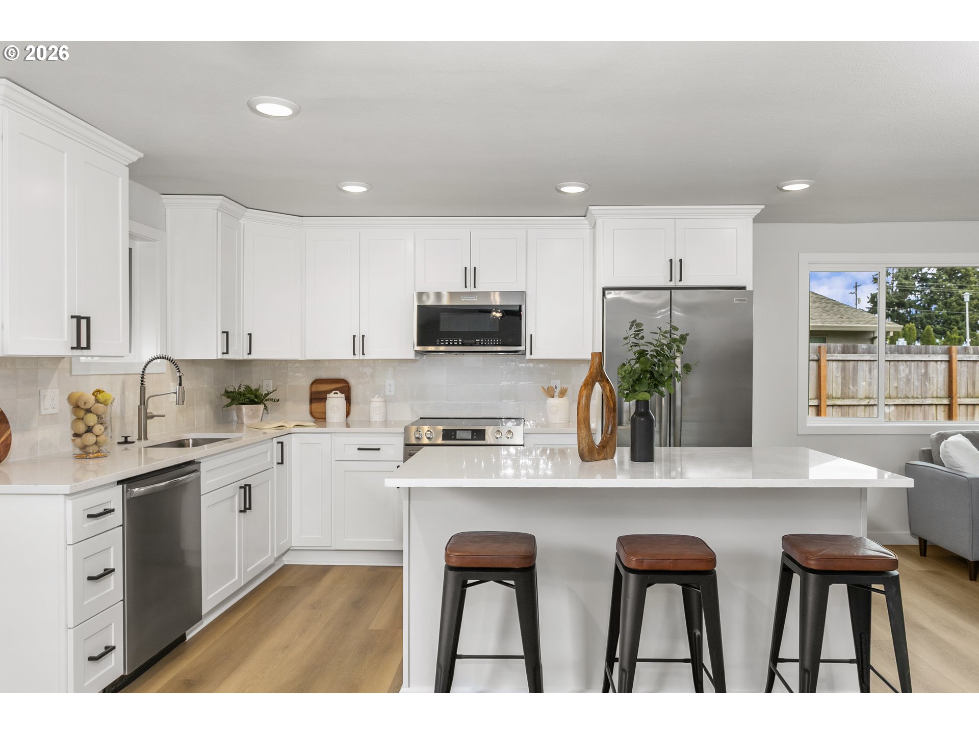 174 SW 10TH AVE, Canby, OR, 97013