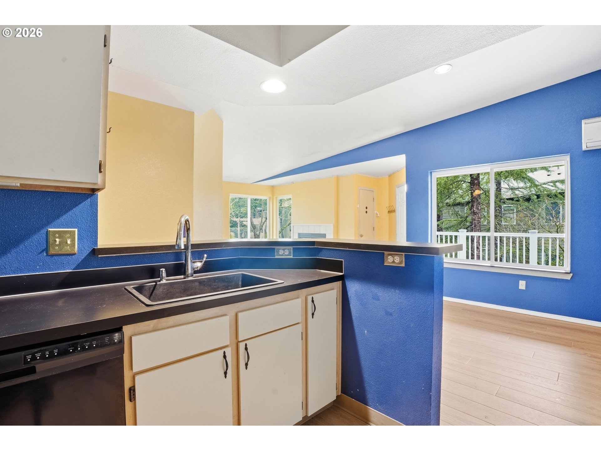 Photo #41: 652084484 Listing: Photo #41