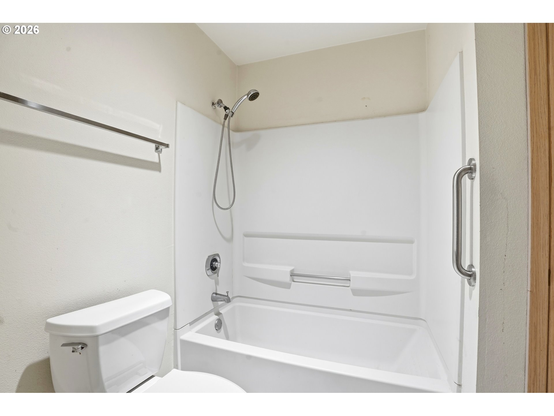 Photo #20: 652084484 Listing: Photo #20