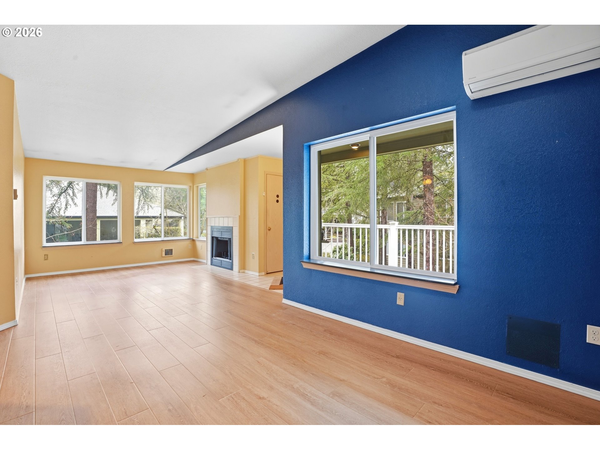 Photo #9: 652084484 Listing: Photo #9