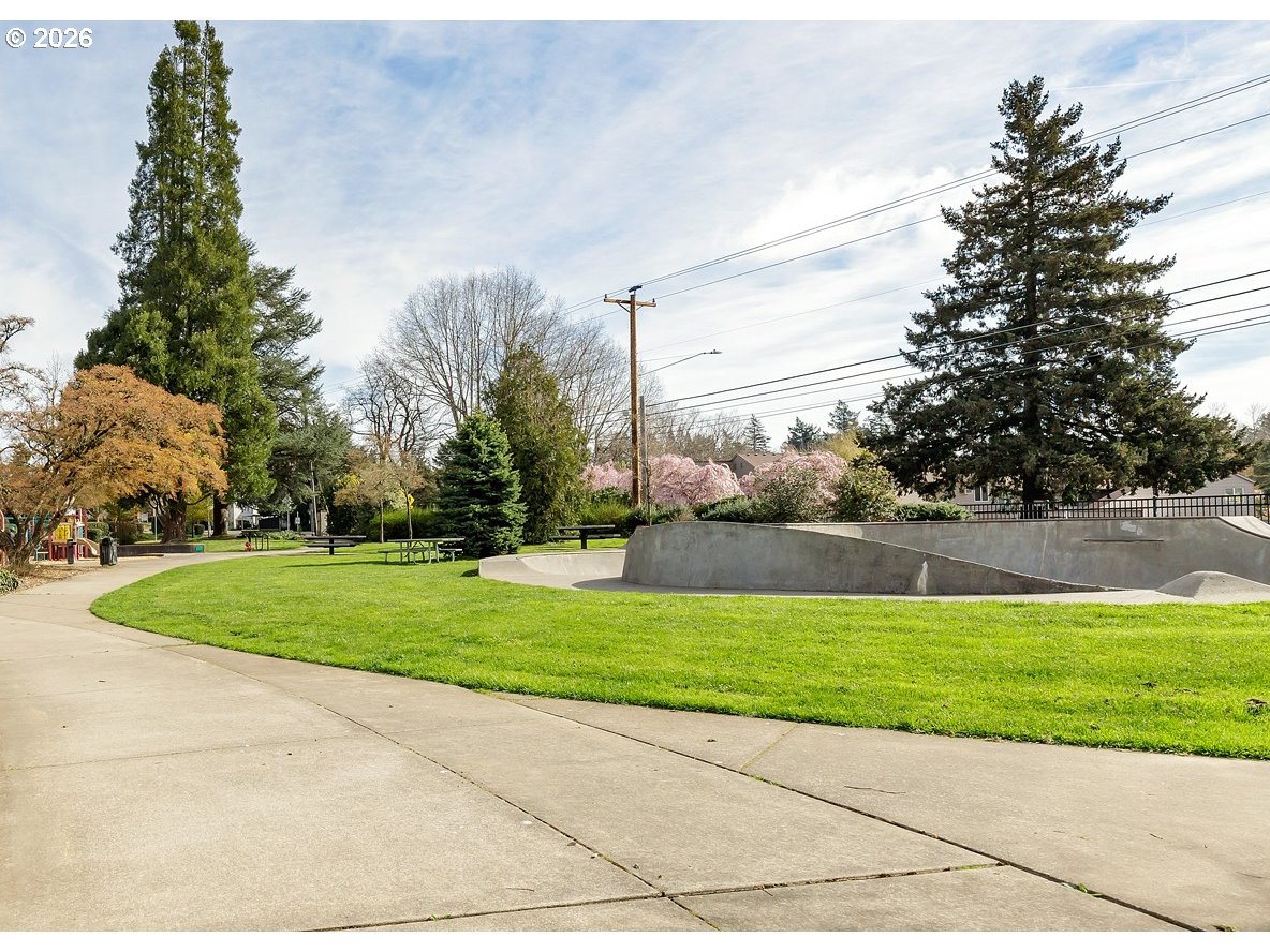 Photo #37: 652376109 Listing: Photo #37