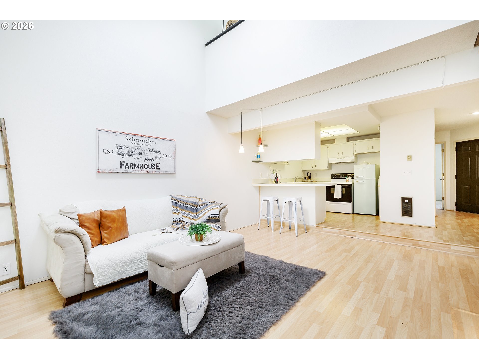 Photo #5: 652376109 Listing: Photo #5