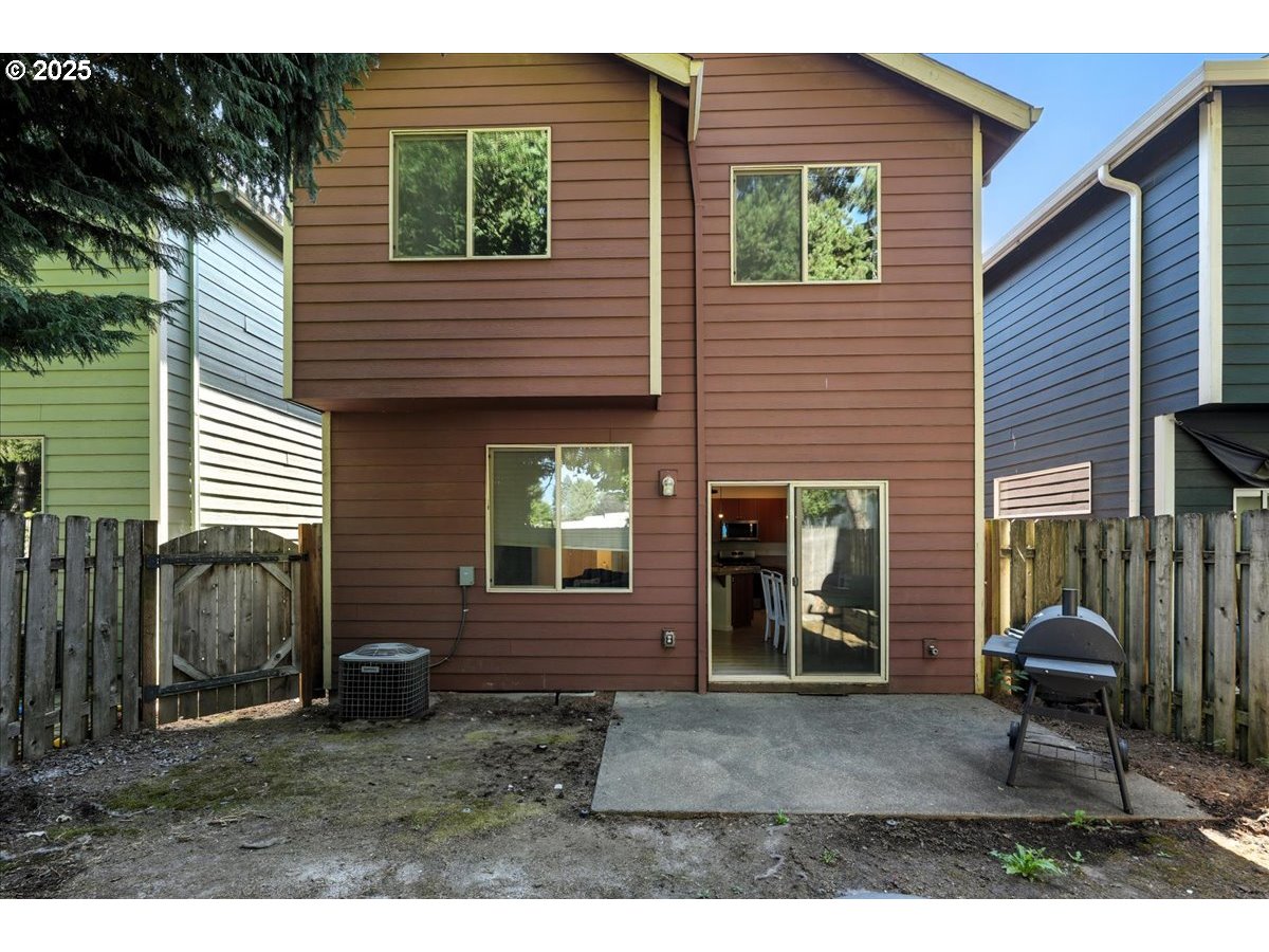 Photo #3: 652884480 Listing 