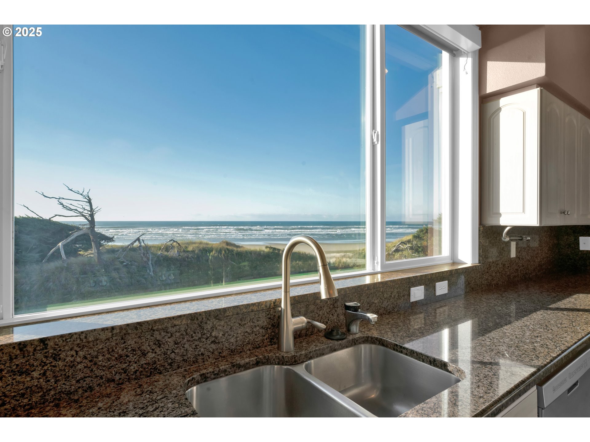 88765 SHORELINE LOOP, Florence, OR, 97439