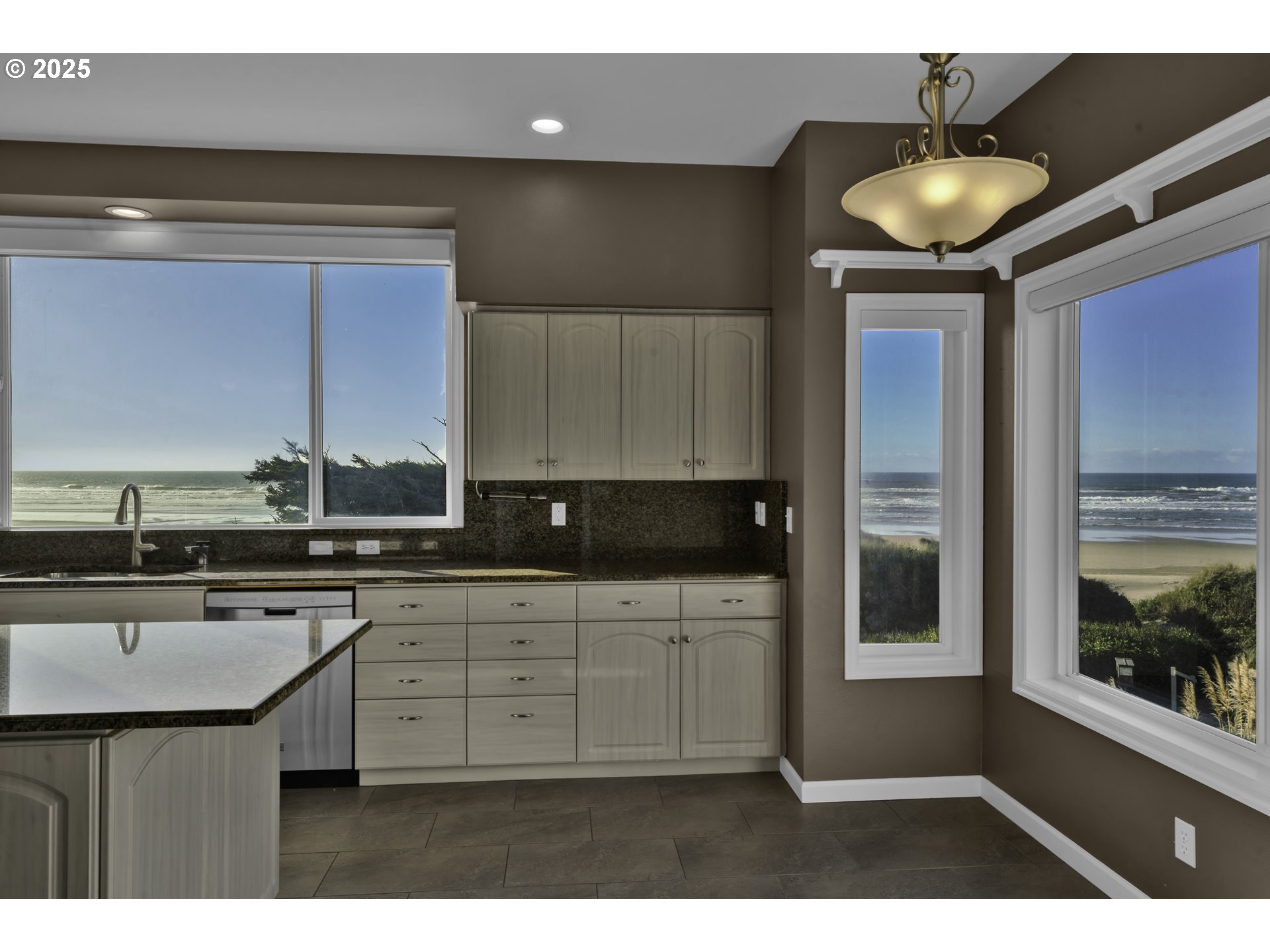 88765 SHORELINE LOOP, Florence, OR, 97439
