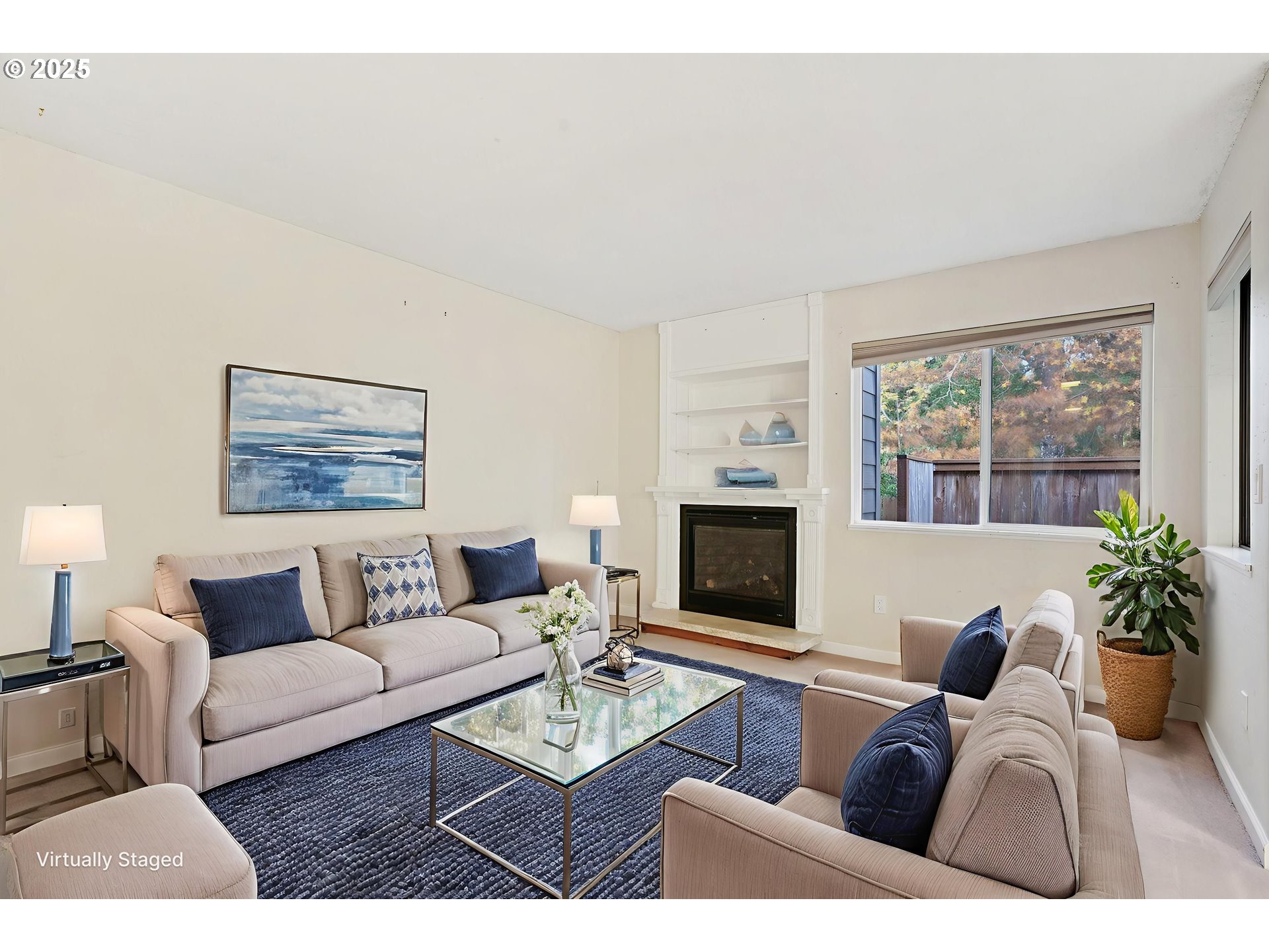 Photo #1: 653250231 Listing: Photo #1