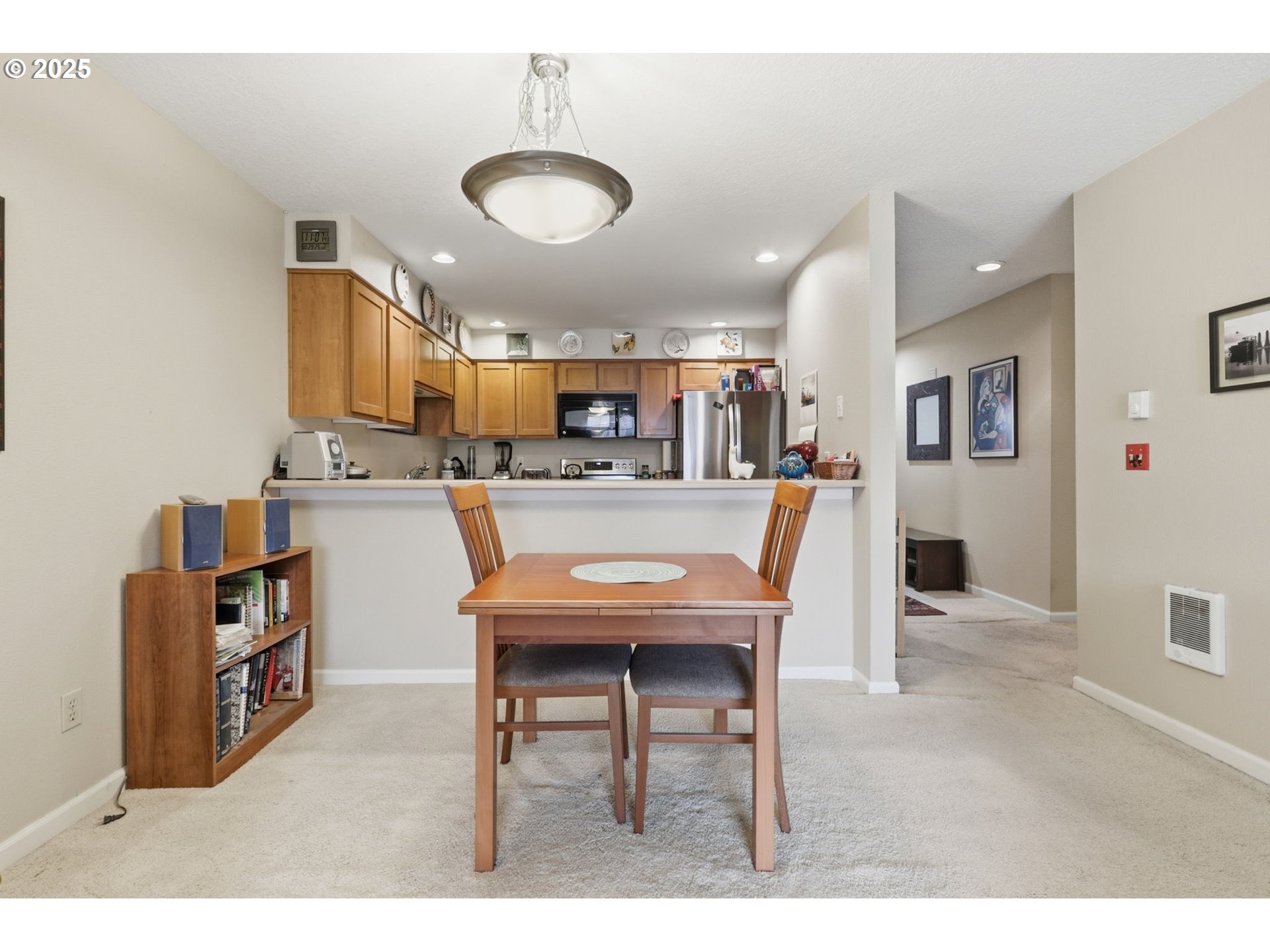 Photo #9: 653688076 Listing: Photo #9