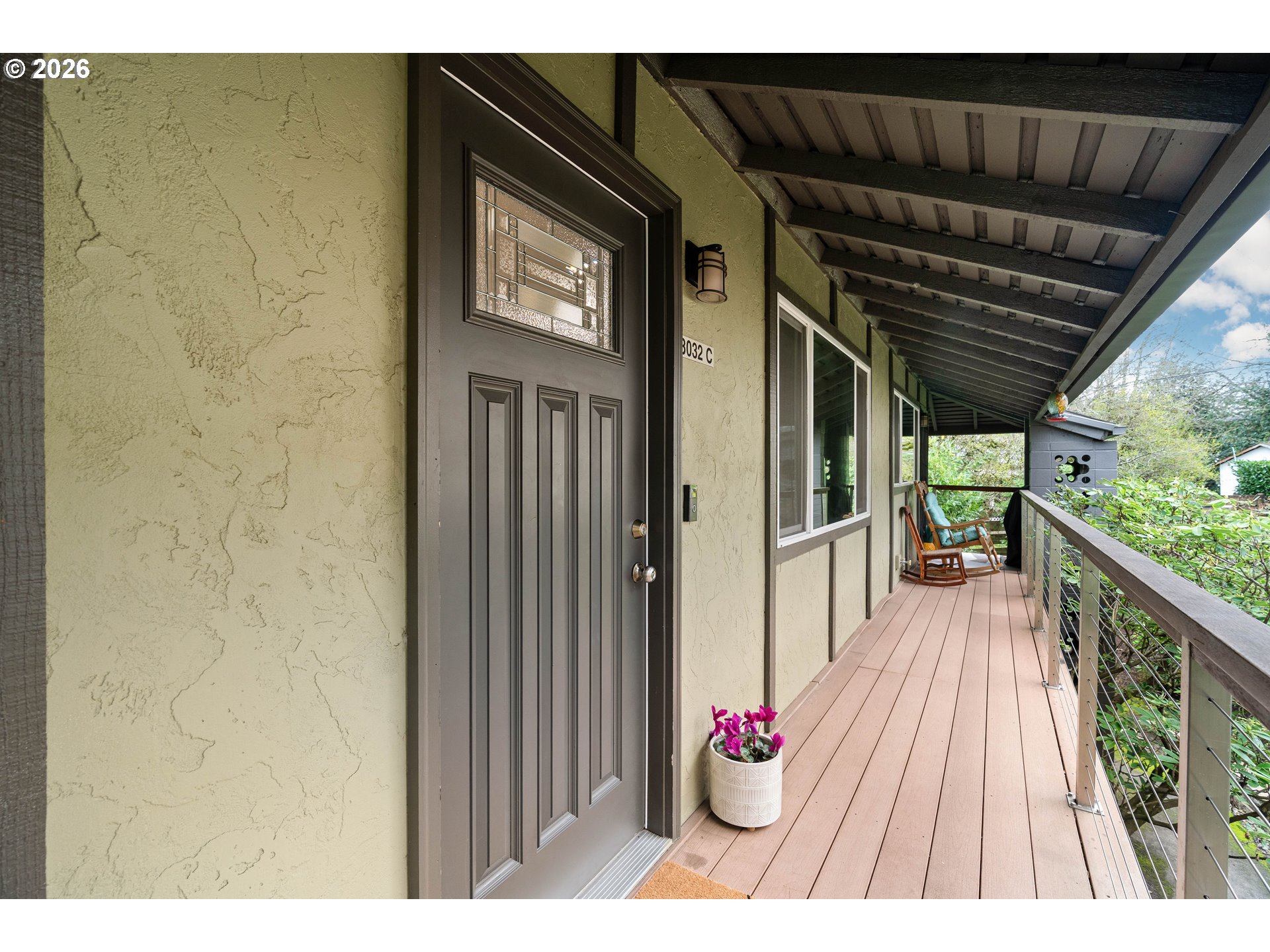 Photo #1: 653766022 Listing: Photo #1