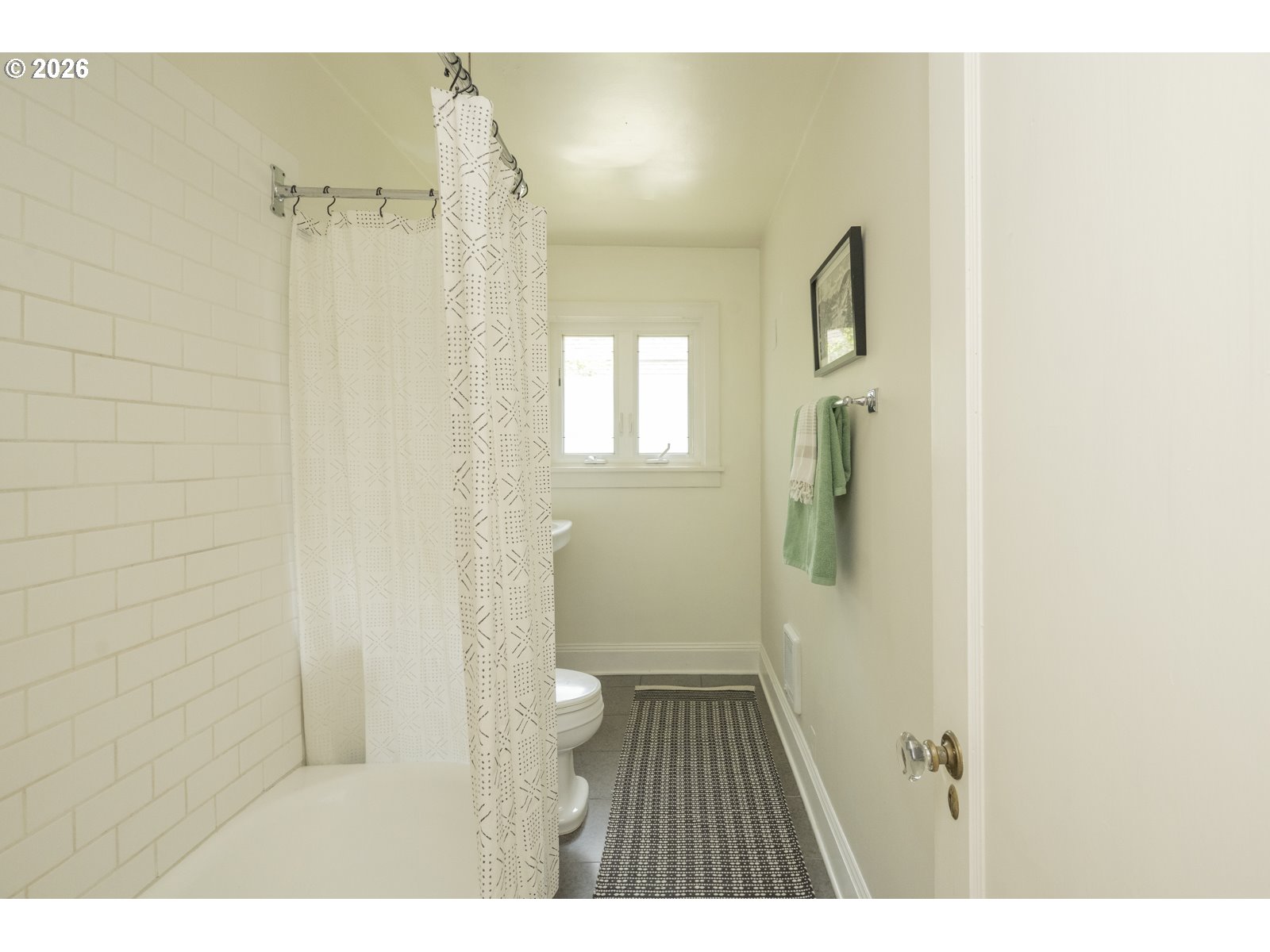Photo #3: 654276300 Listing: Photo #3