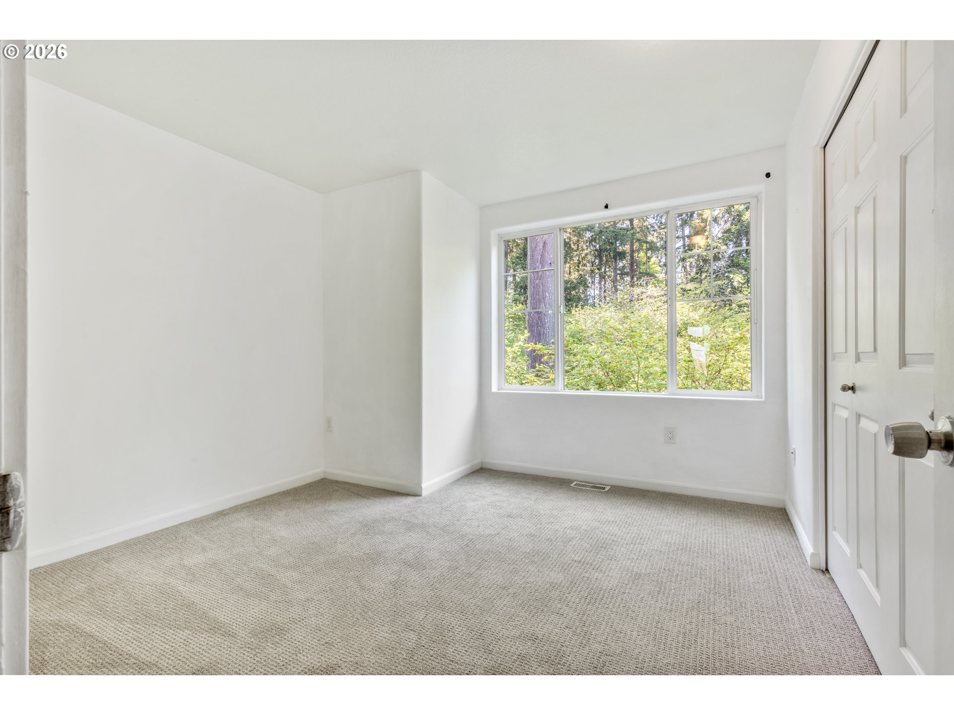 Photo #18: 654415674 Listing: Photo #18