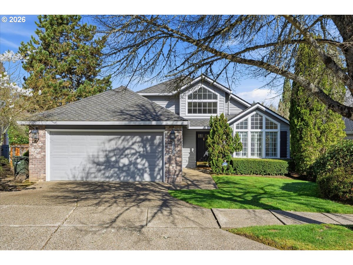 2084 EASTWOOD LN, Eugene, OR, 97401