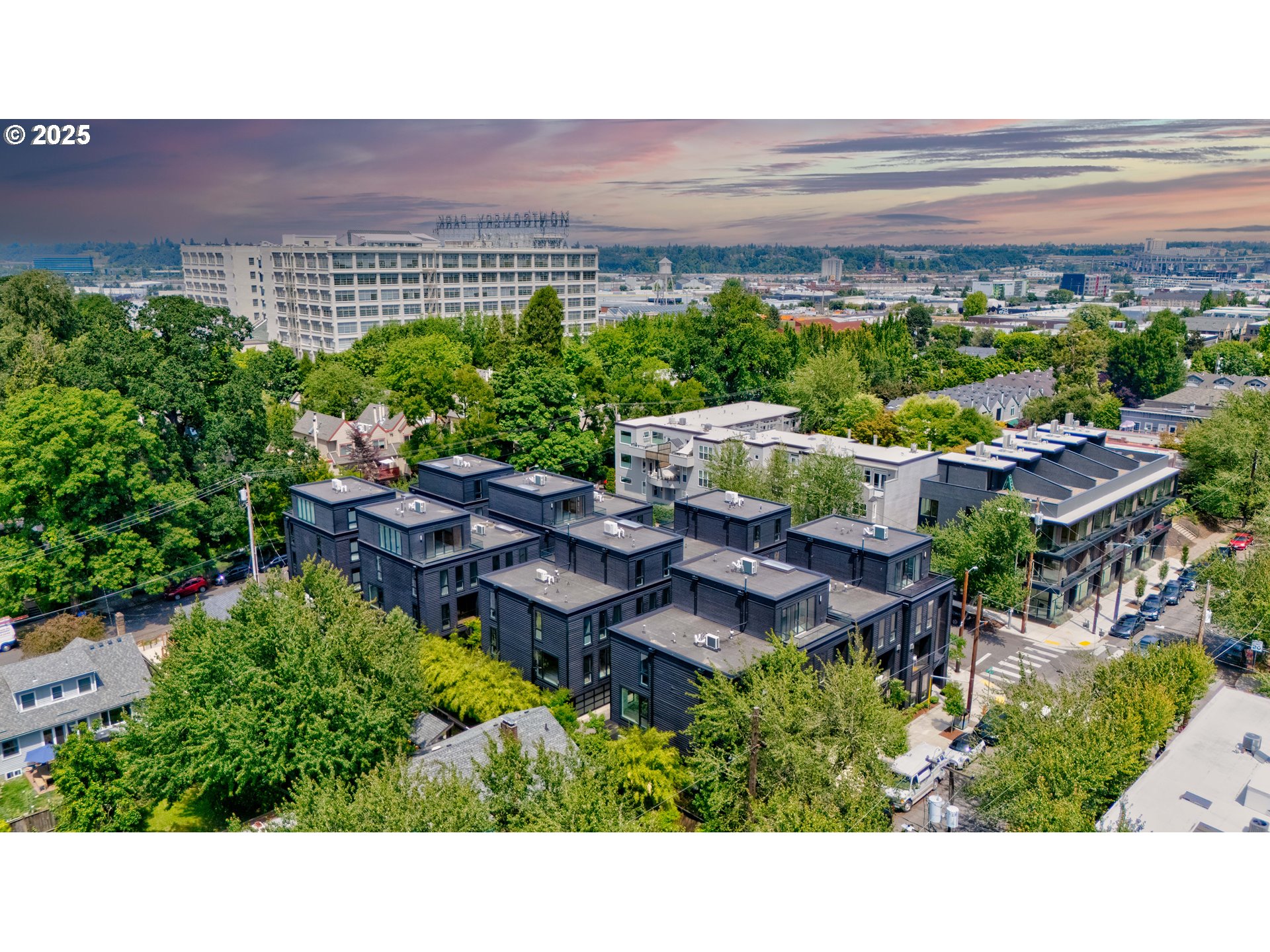 2805 NW THURMAN ST, Portland, OR, 97210