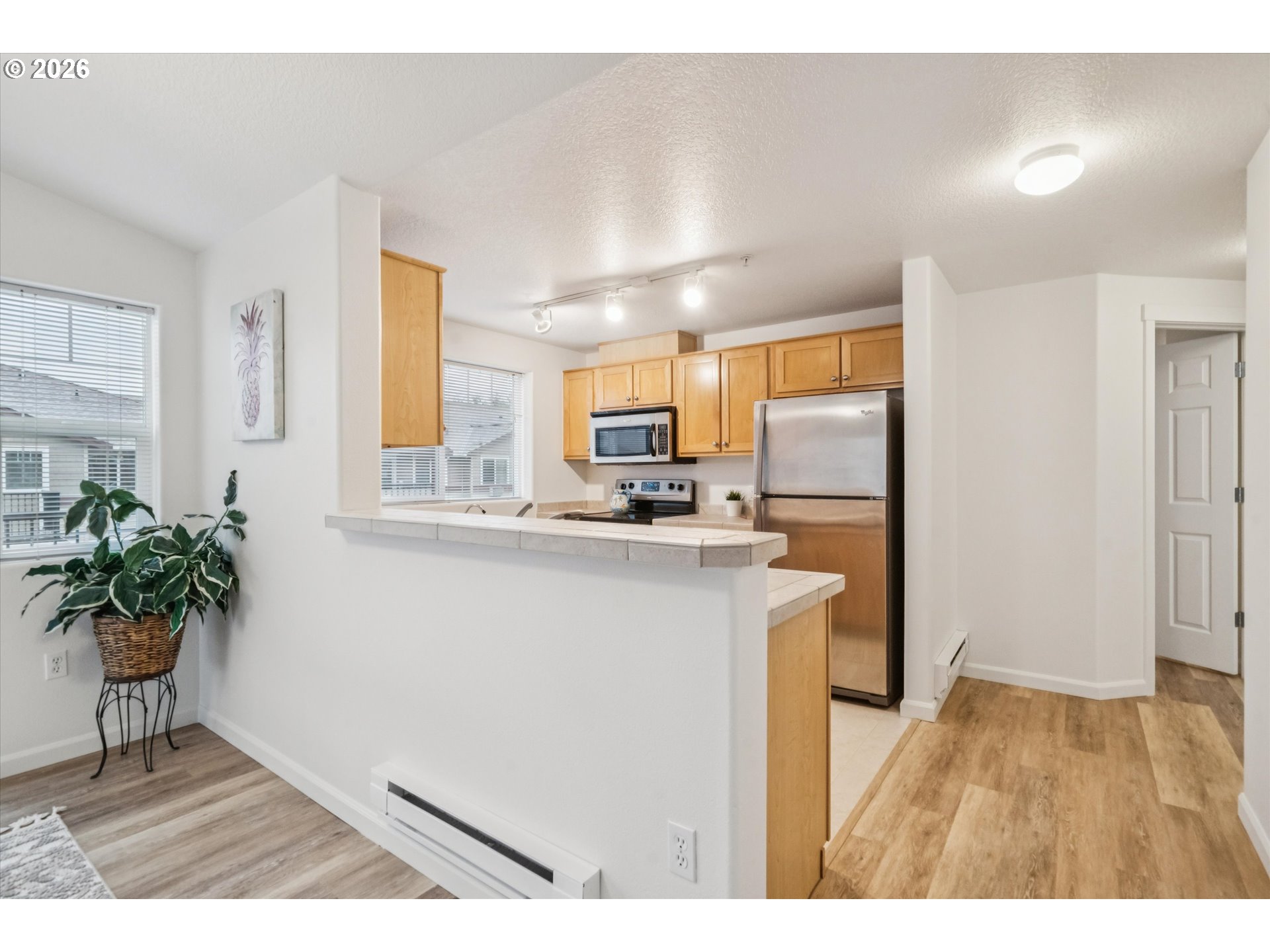 Photo #10: 654903048 Listing: Photo #10