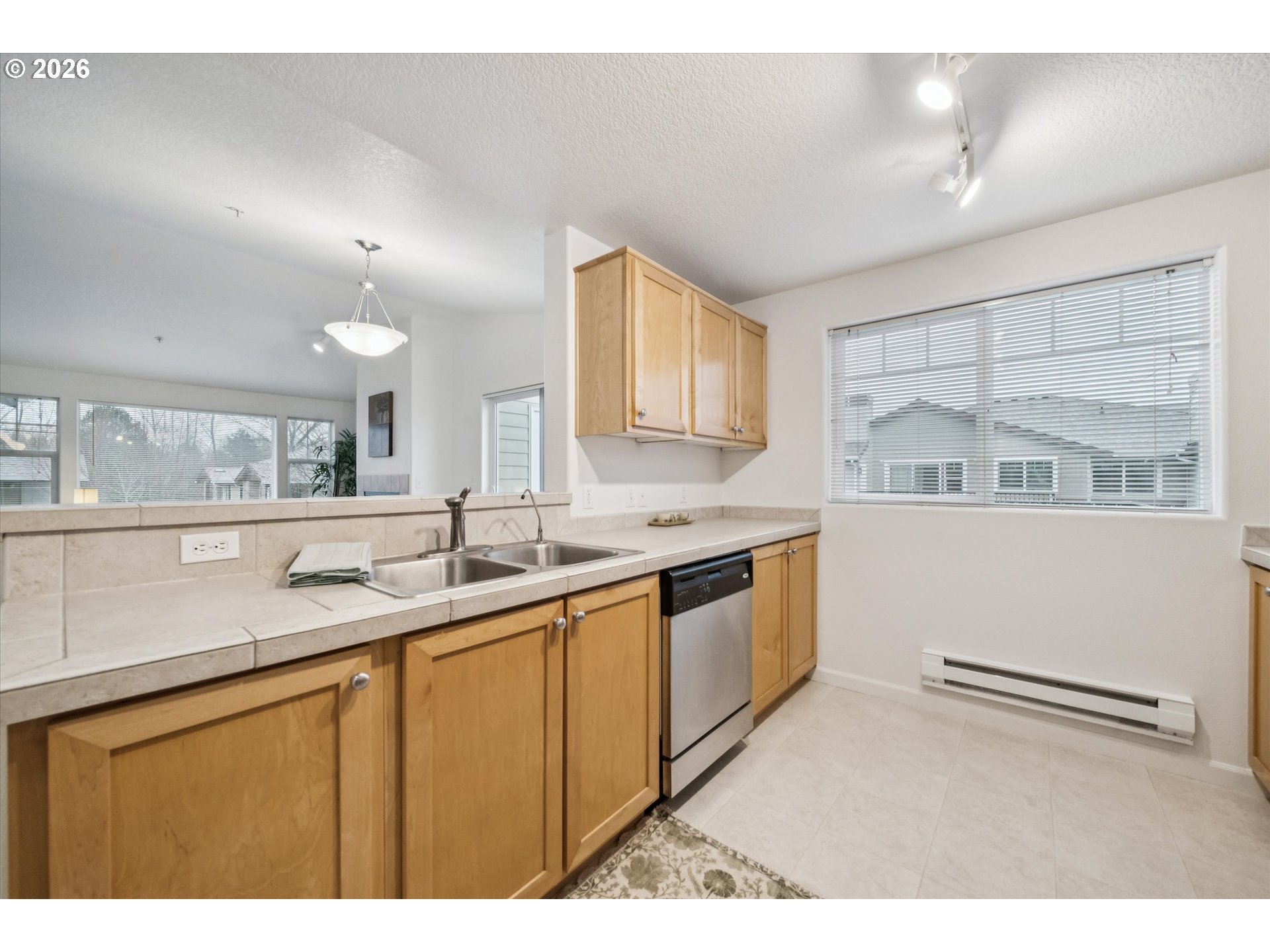 Photo #12: 654903048 Listing: Photo #12