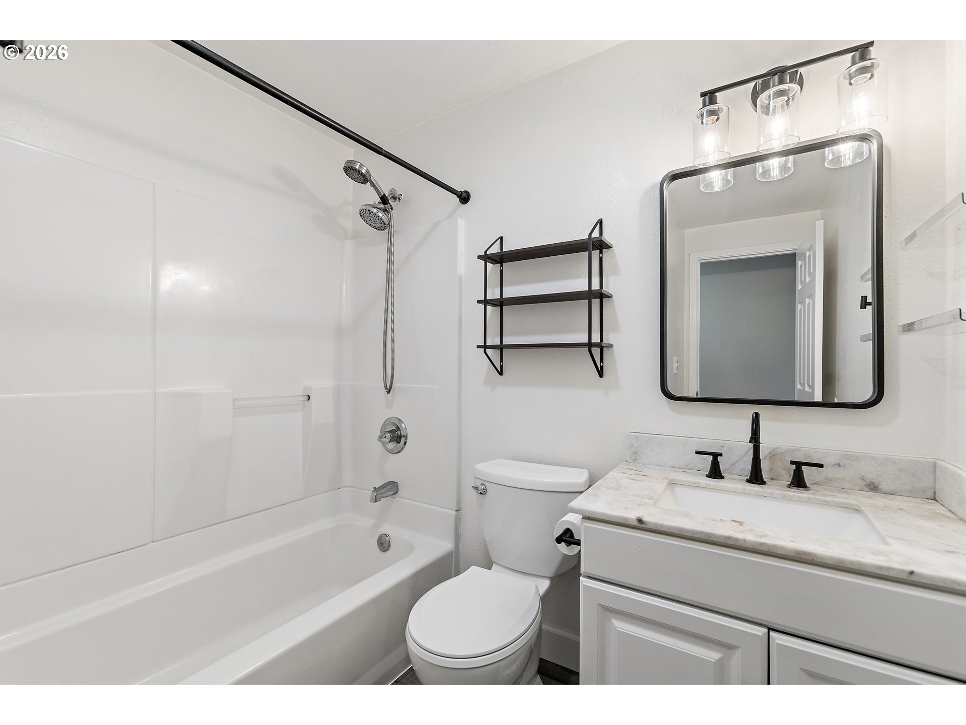 Photo #32: 655601599 Listing: Photo #32