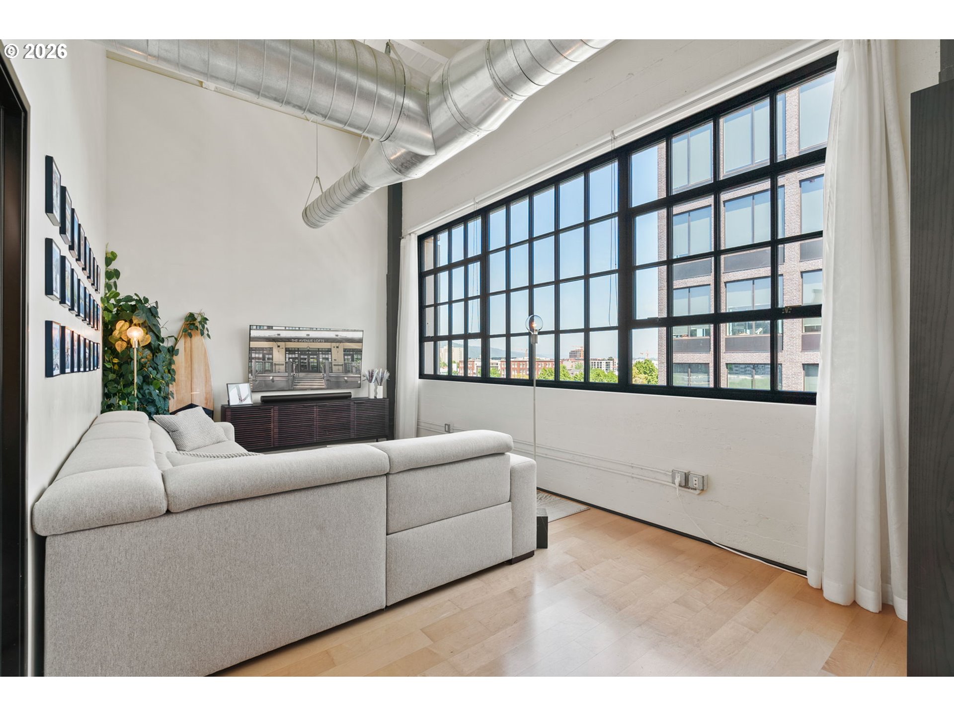 Photo #7: 655892529 Listing: Photo #7