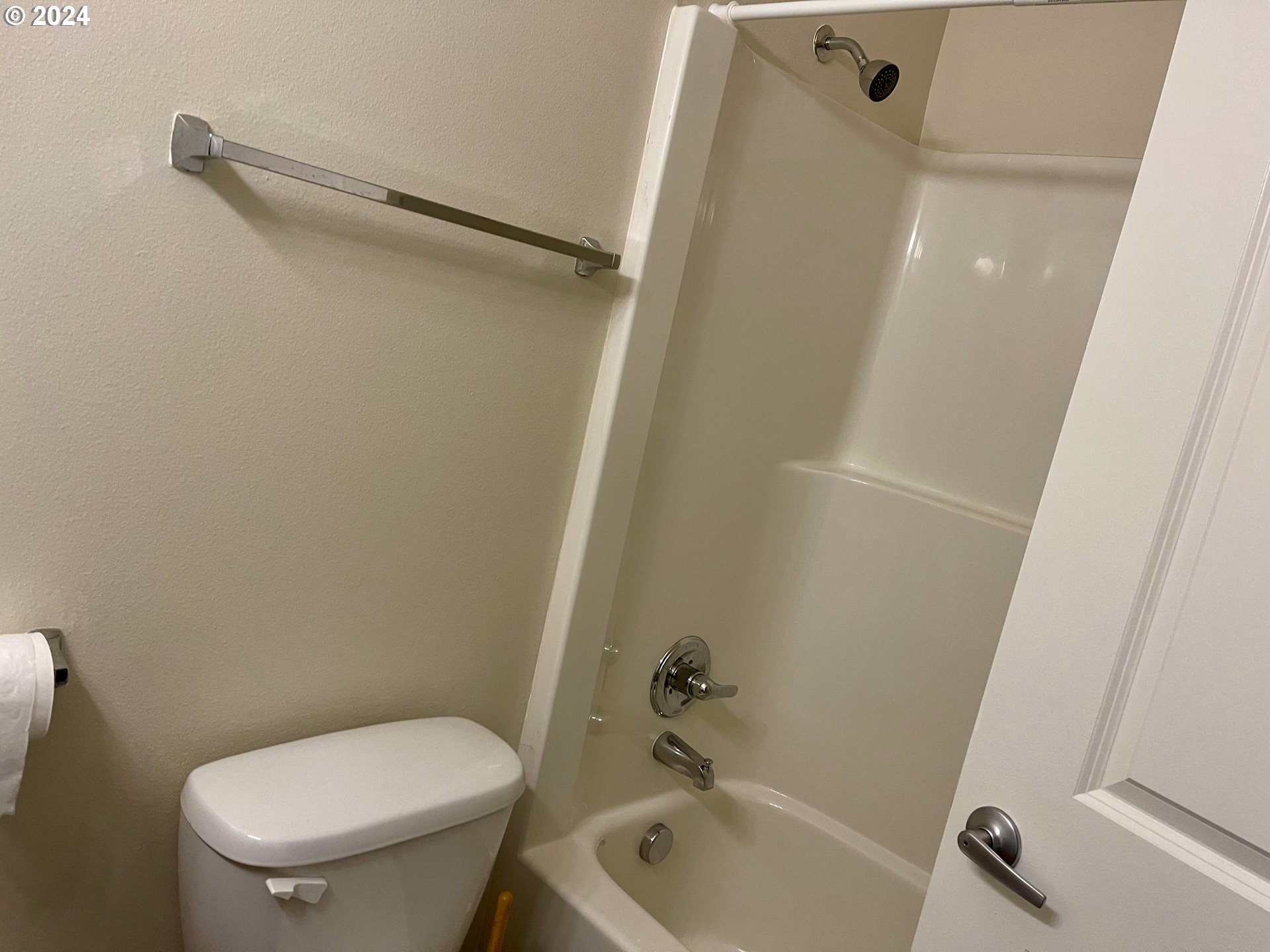 Photo #12: 655912050 Listing: Photo #12