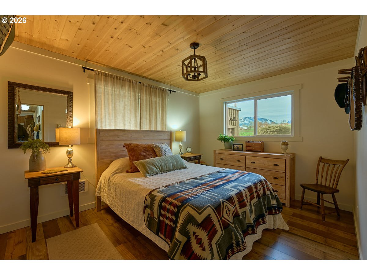 612 E WALLOWA AVE, Joseph, OR, 97846