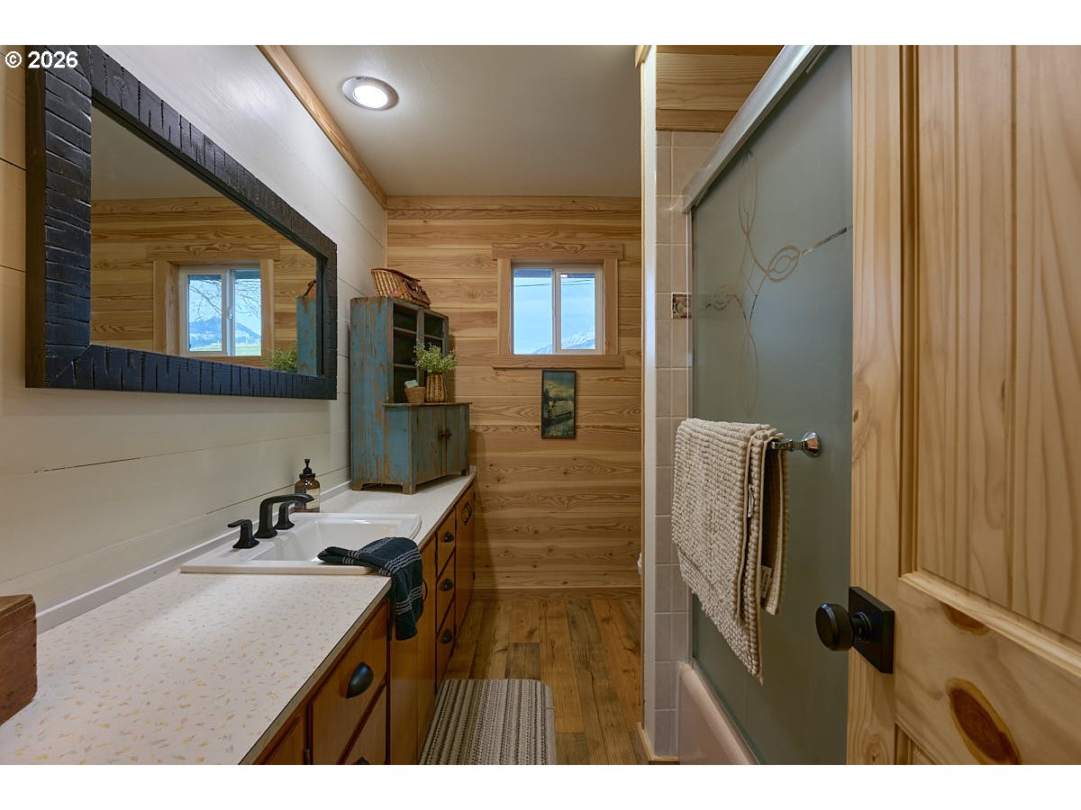 612 E WALLOWA AVE, Joseph, OR, 97846