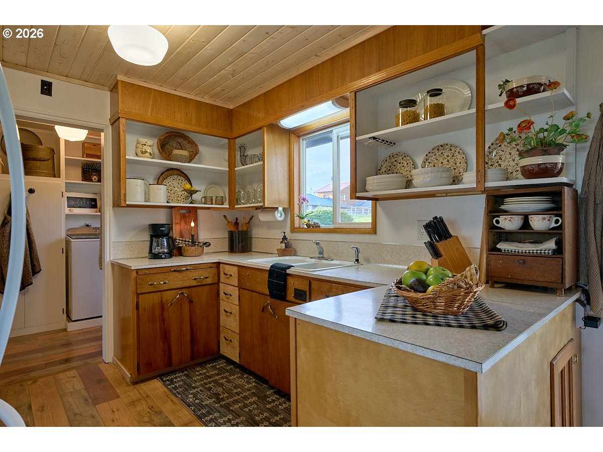 612 E WALLOWA AVE, Joseph, OR, 97846