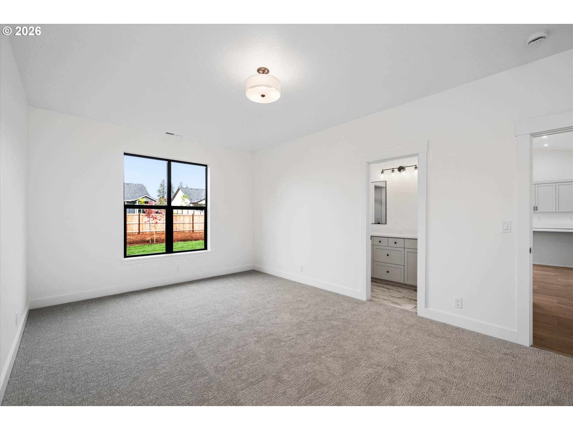 Property photo 16 of 32