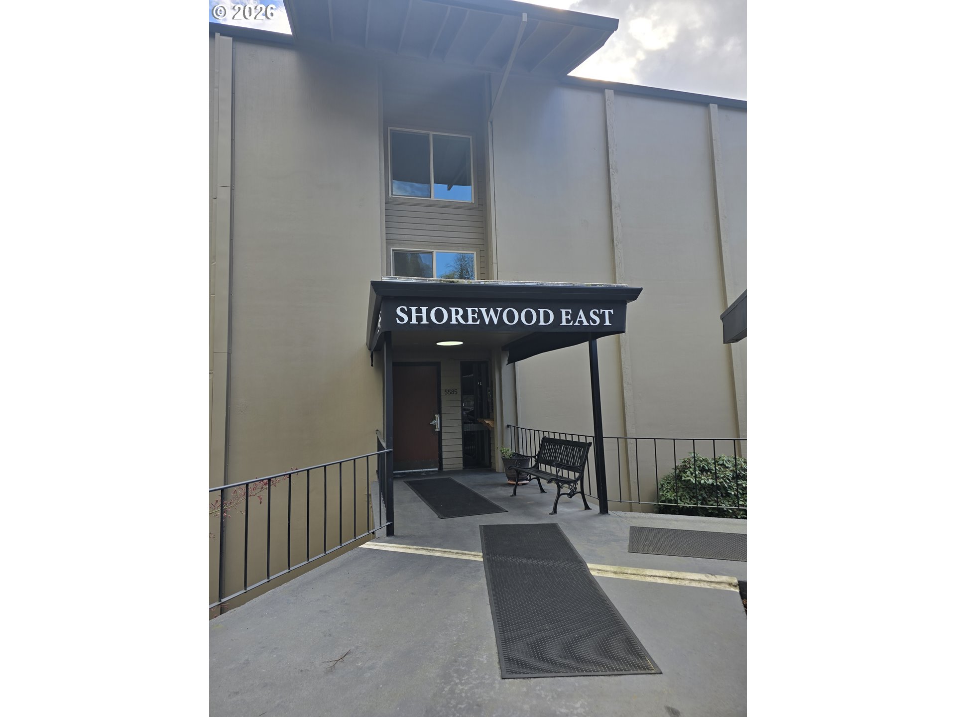 Photo #4: 658117330 Listing: Photo #4