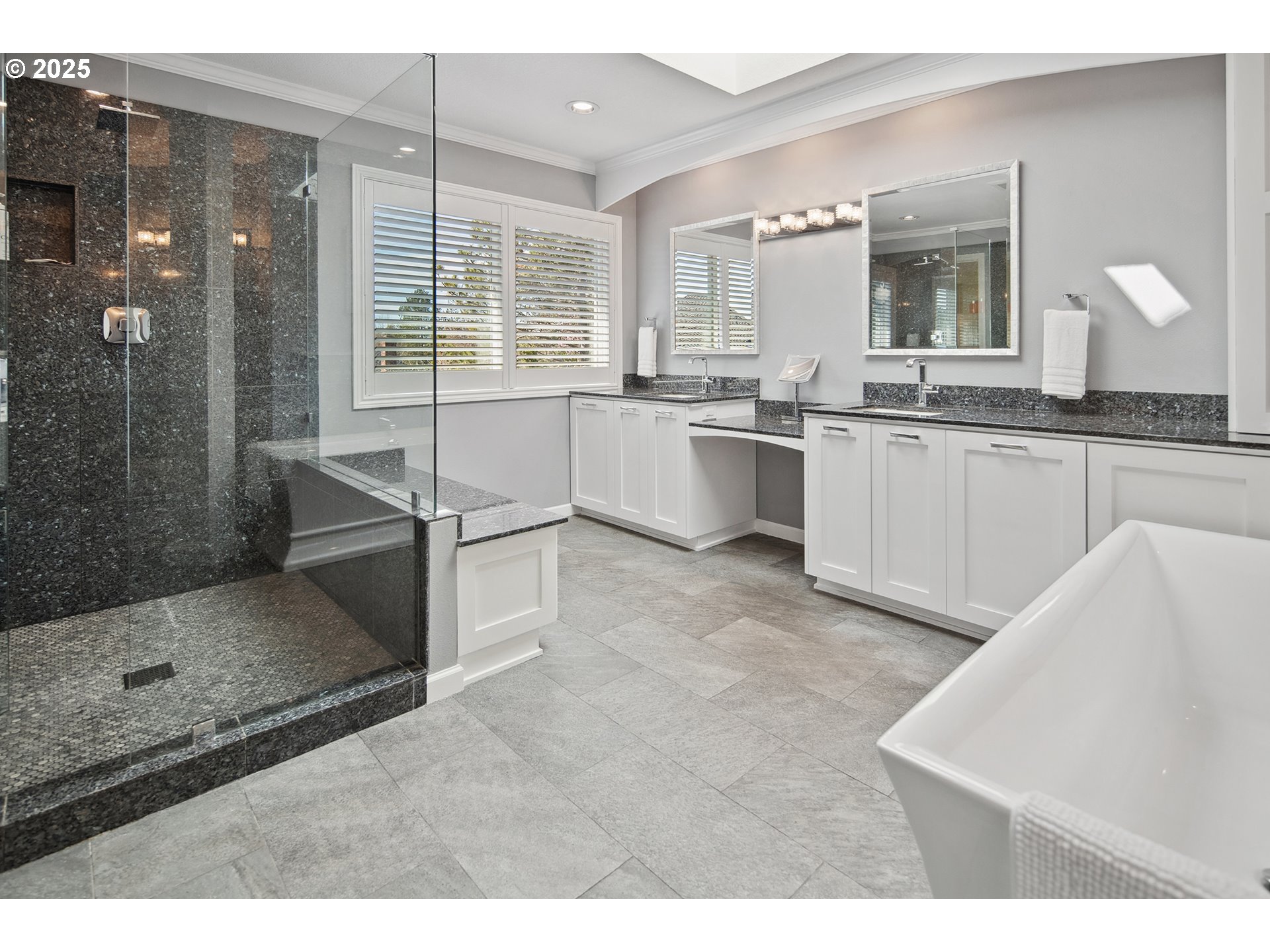 4674 Chelsea LN, Lake Oswego, OR, 97035