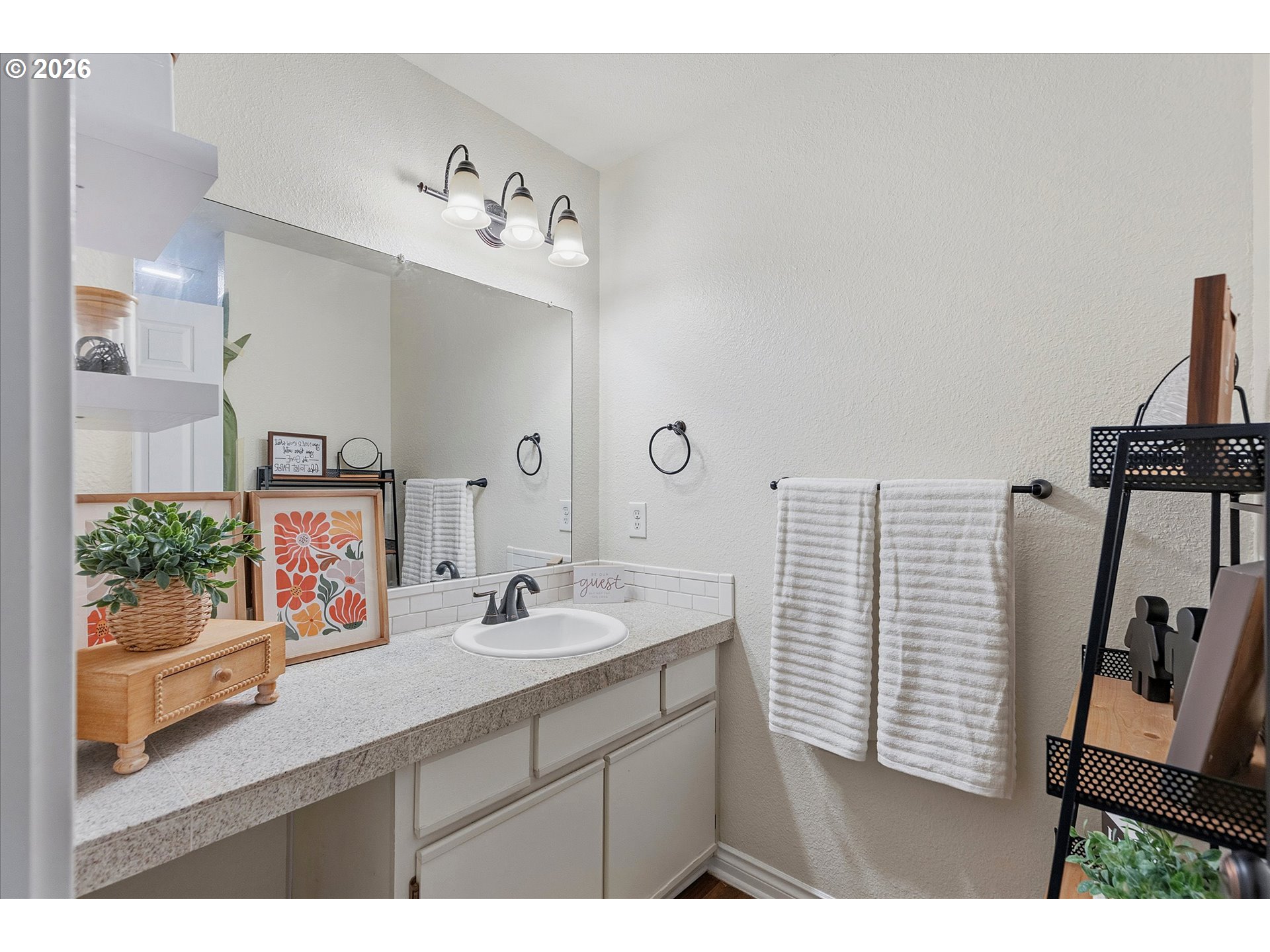 Photo #12: 658628635 Listing: Photo #12