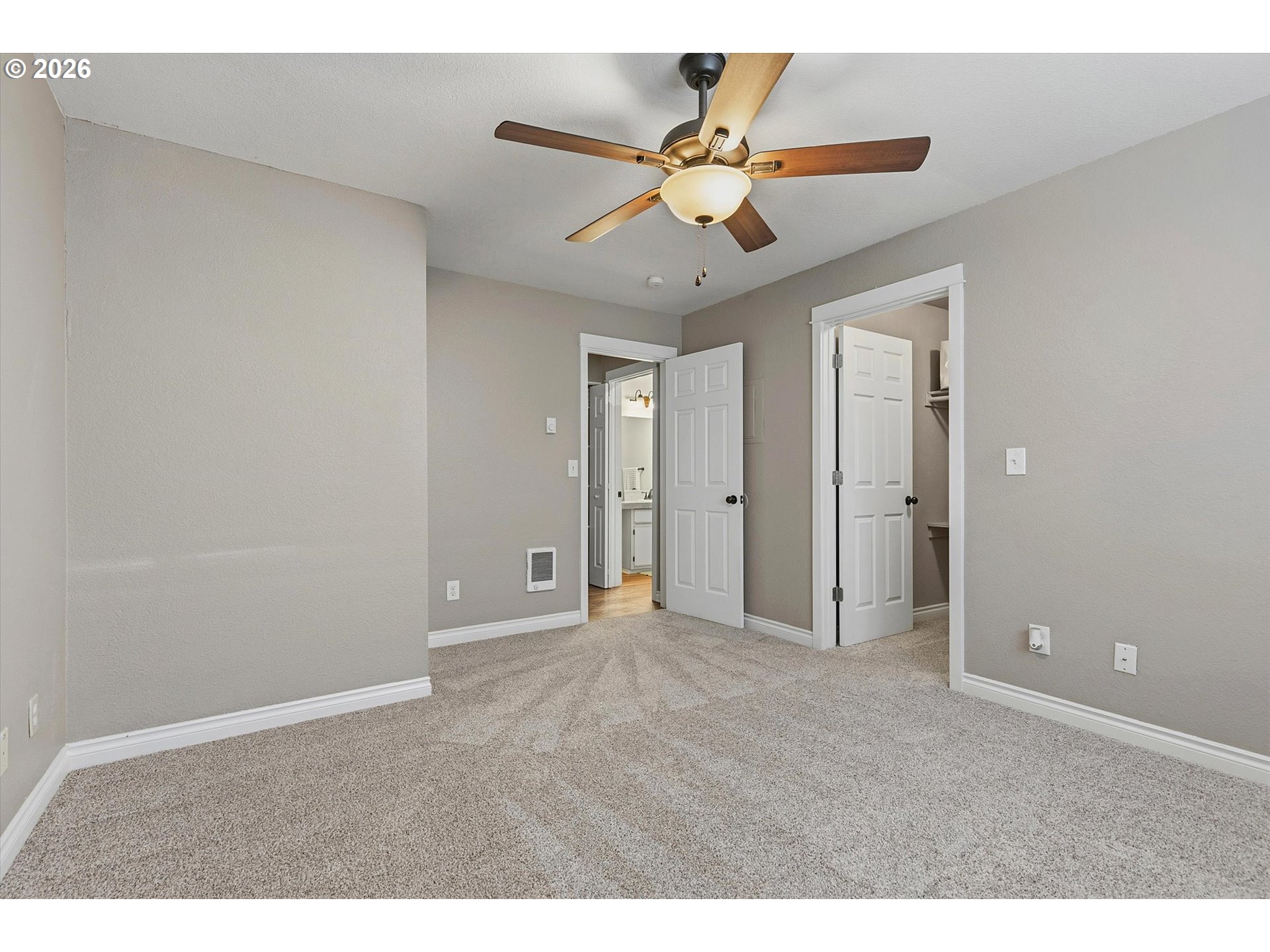 Photo #14: 658628635 Listing: Photo #14