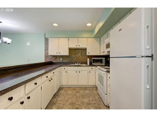 Photo #19: 659229455 Listing: Photo #19