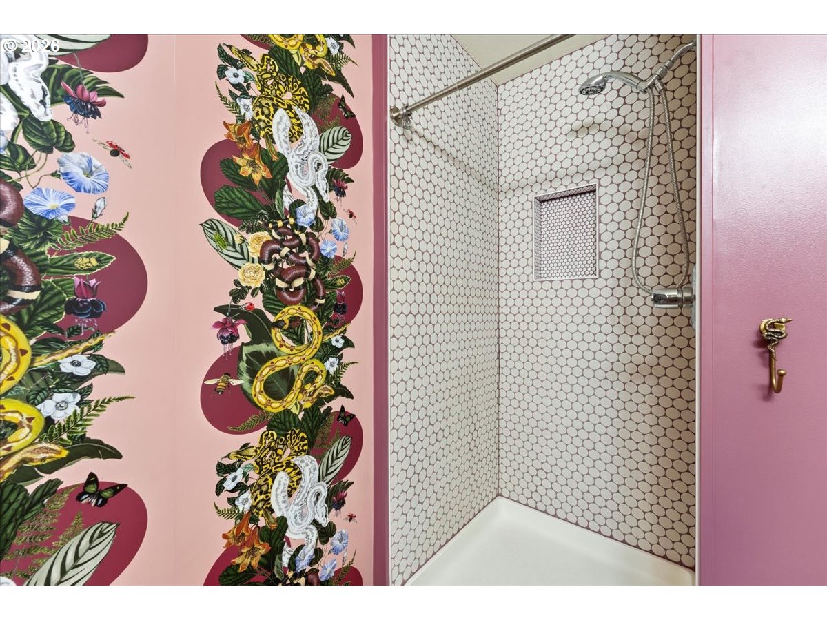 Photo #10: 660543904 Listing: Photo #10