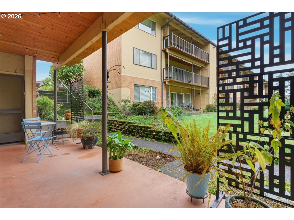 Photo #4: 660543904 Listing: Photo #4