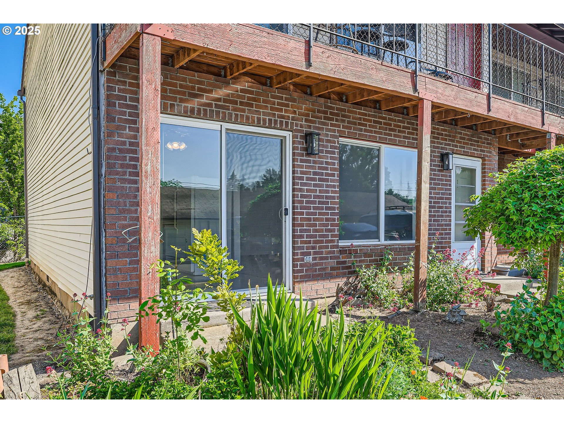 MLS: 661481889 Condo For Sale