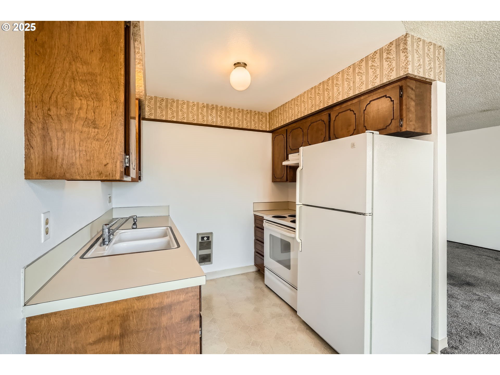 Photo #6: 661481889 Listing: Photo #6