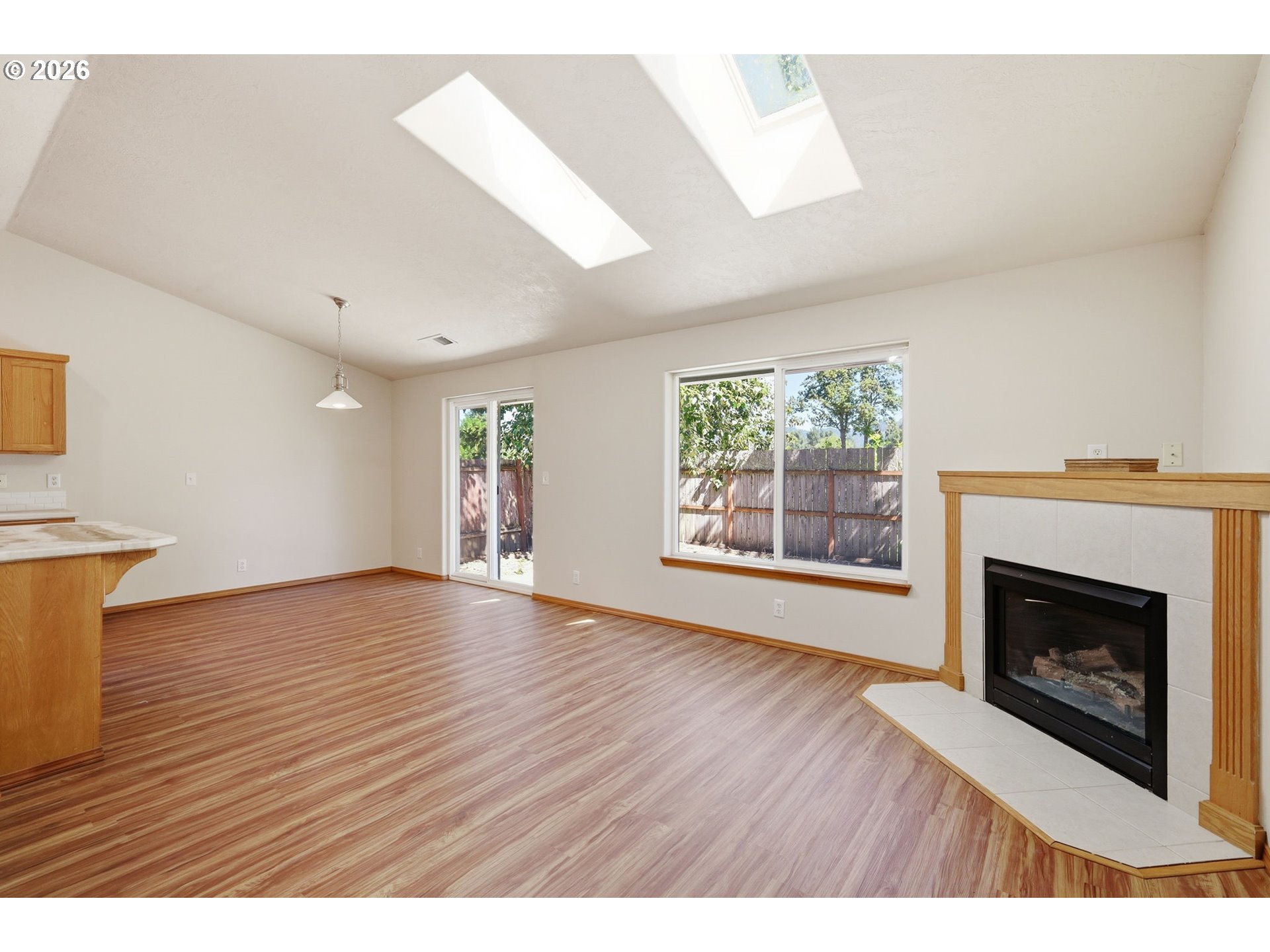 Property photo 6 of 44