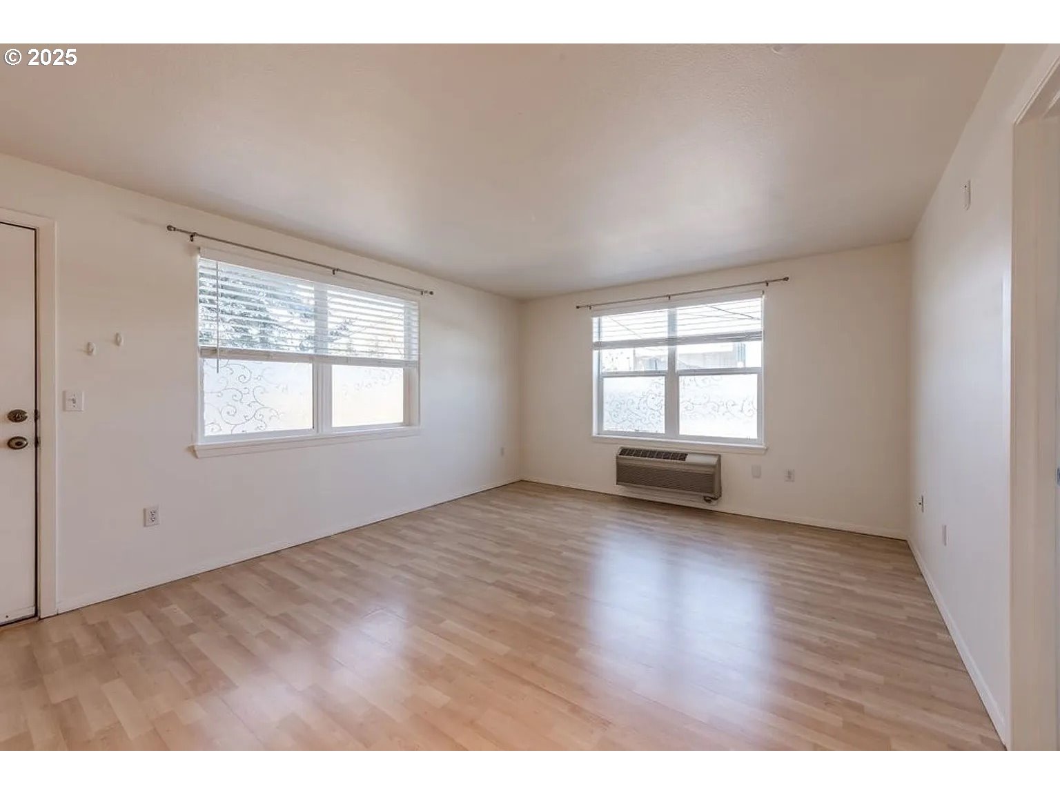 Photo #6: 661938292 Listing 