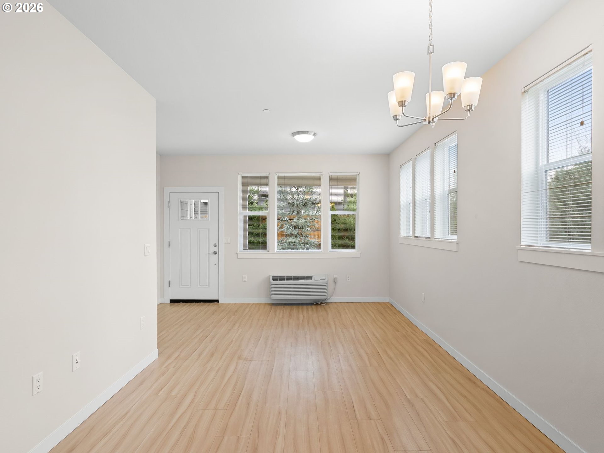 Photo #3: 662388034 Listing: Photo #3