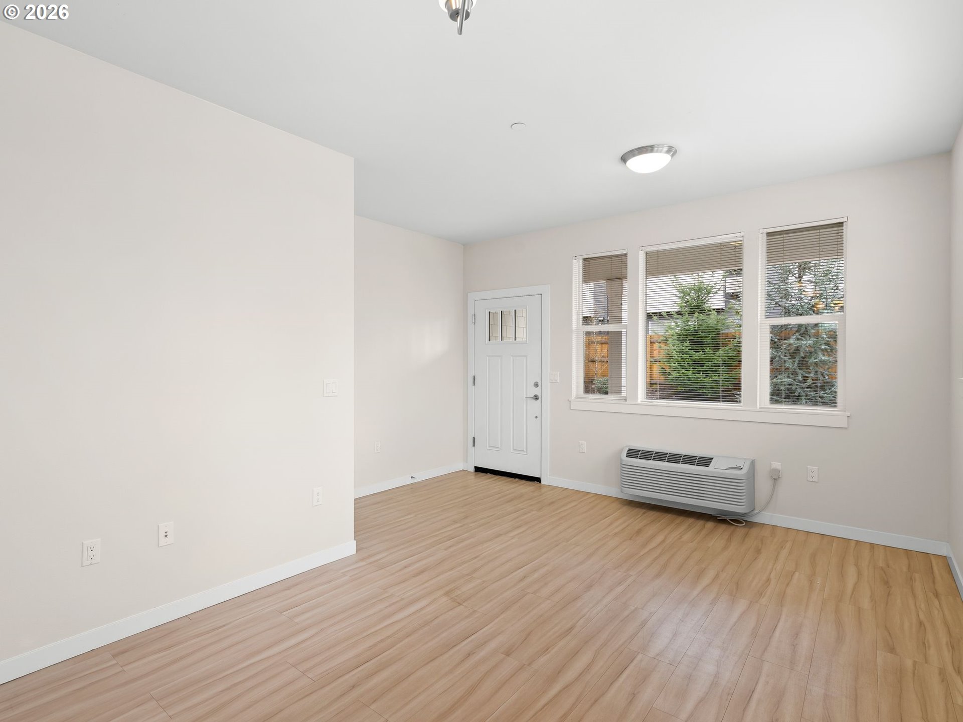 Photo #2: 662388034 Listing: Photo #2