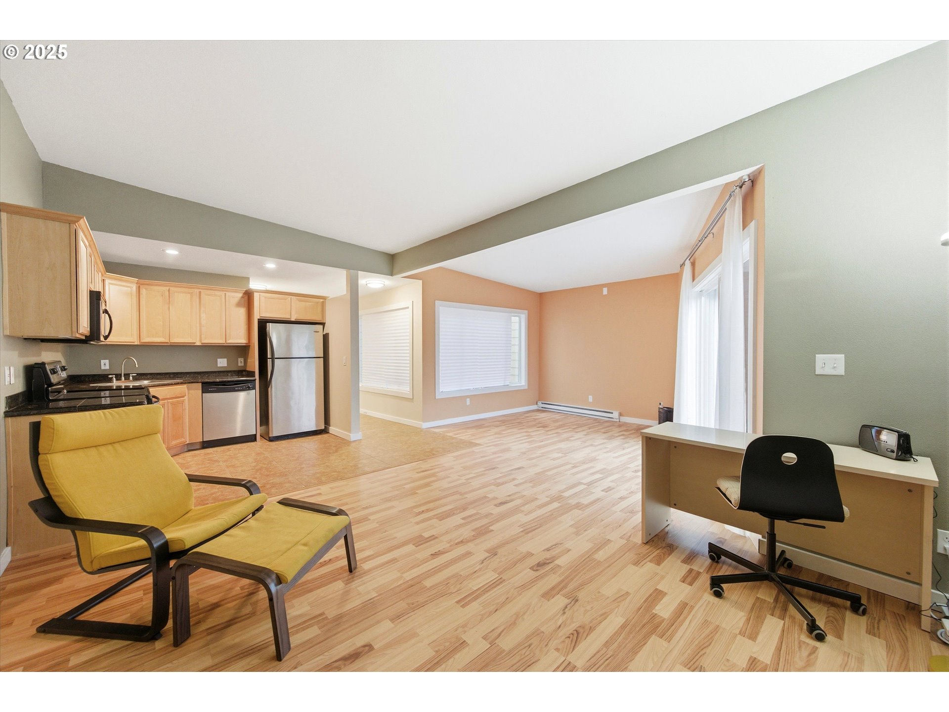 6220 SW CAPITOL HWY Unit 8, Portland OR 97239