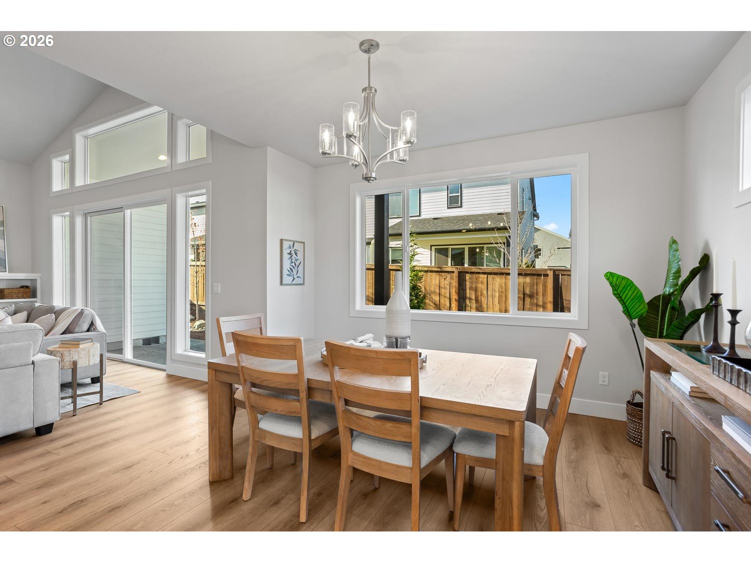 8813 SW Peoria LN, Tualatin, OR, 97062