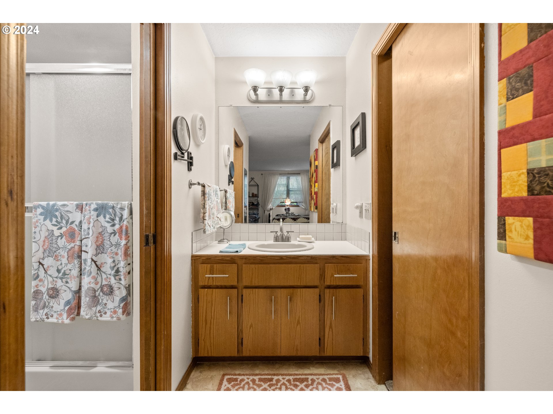 Photo #17: 662593921 Listing: Photo #17