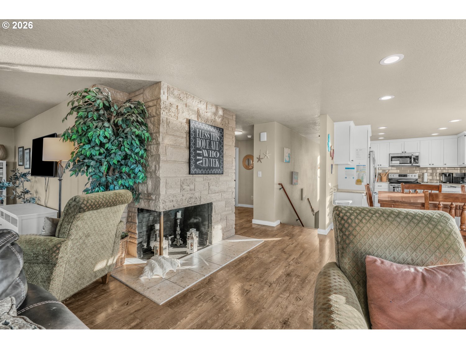 26580 BEACH DR, Rockaway Beach, OR, 97136