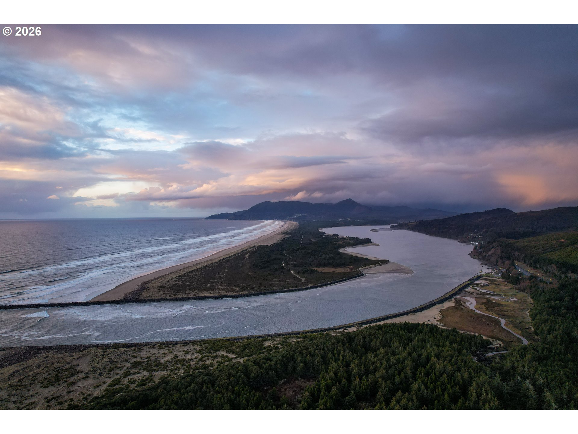 26580 BEACH DR, Rockaway Beach, OR, 97136