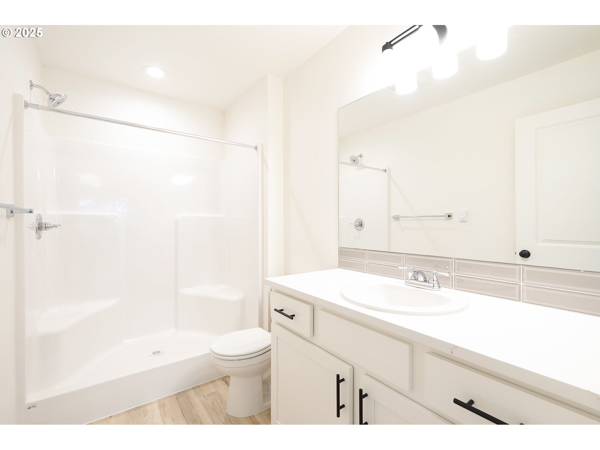 Photo #11: 663385023 Listing: Photo #11