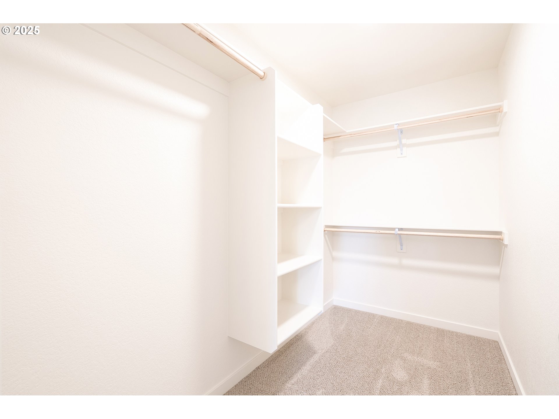 Photo #12: 663385023 Listing: Photo #12