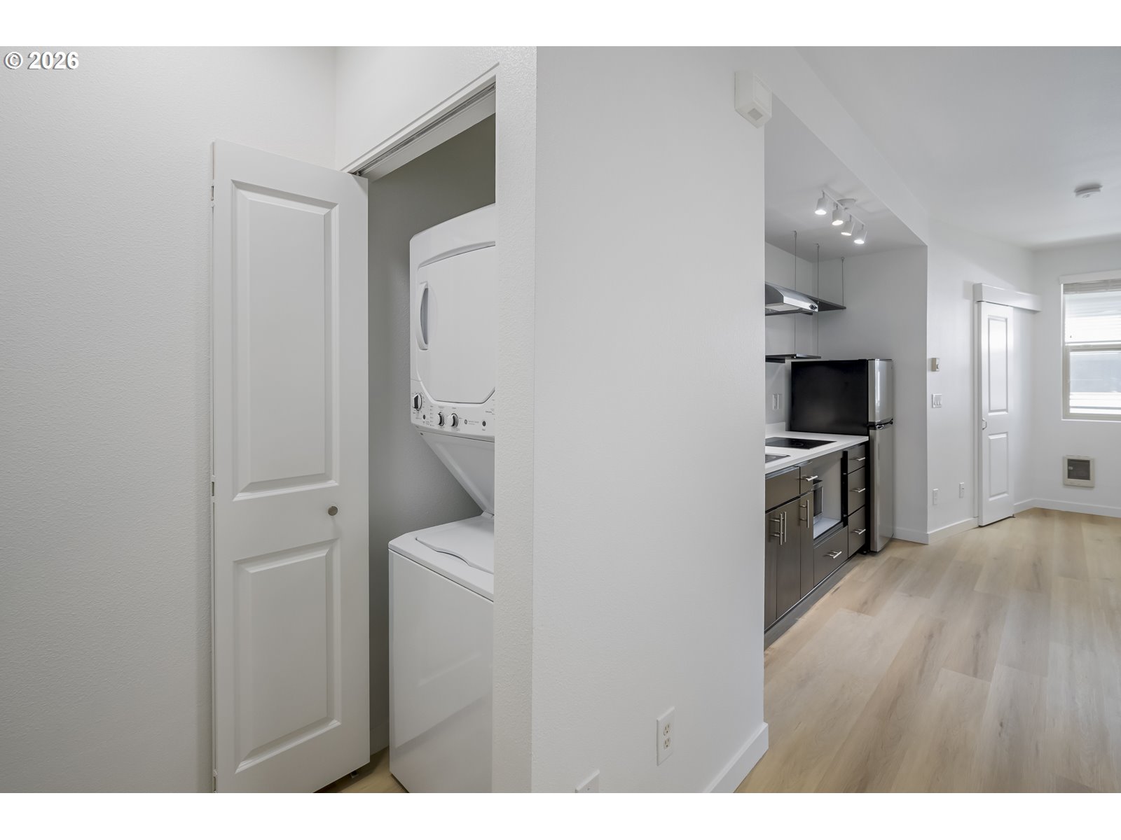 Photo #2: 663497631 Listing: Photo #2