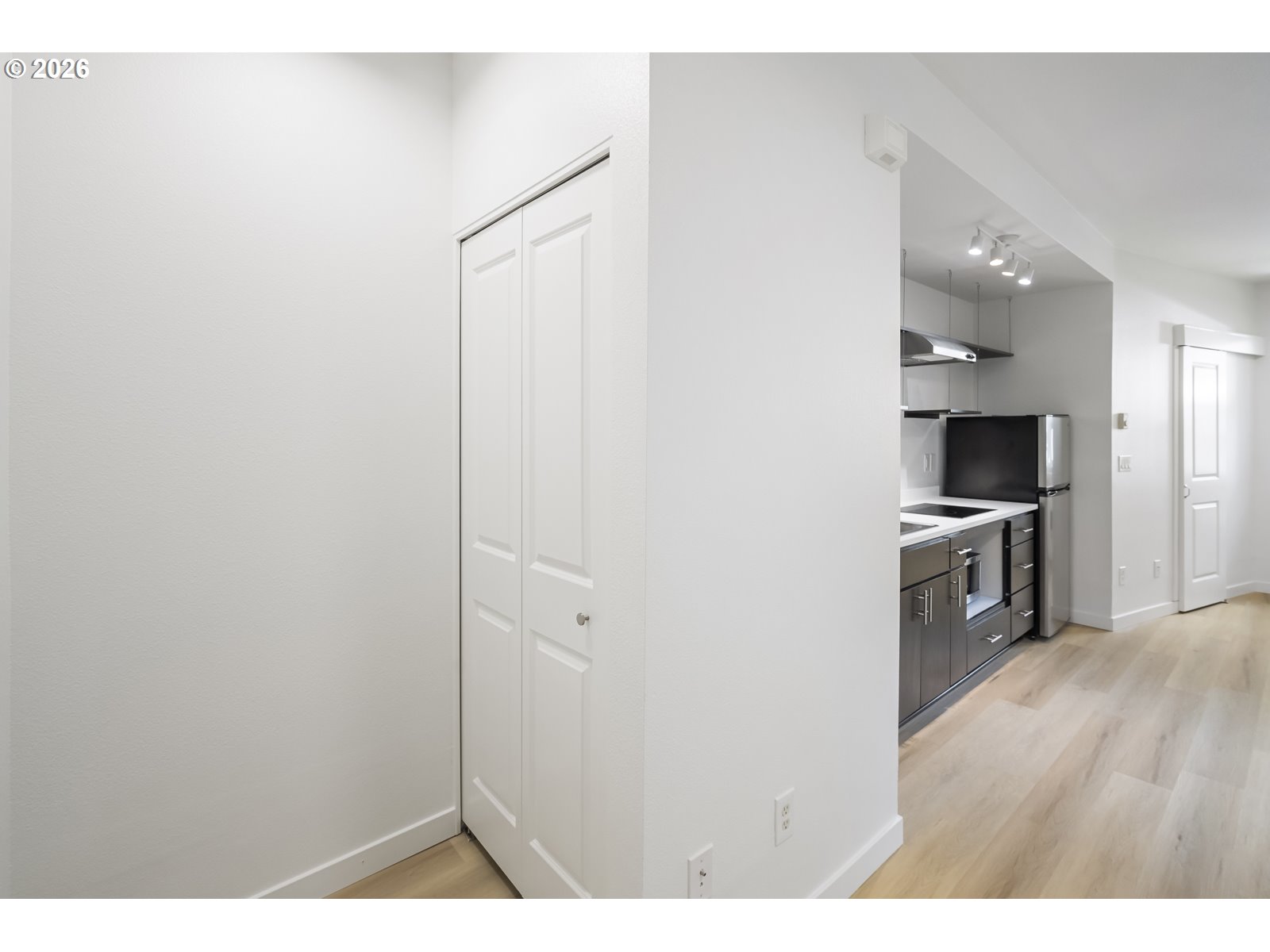 Photo #11: 663497631 Listing: Photo #11