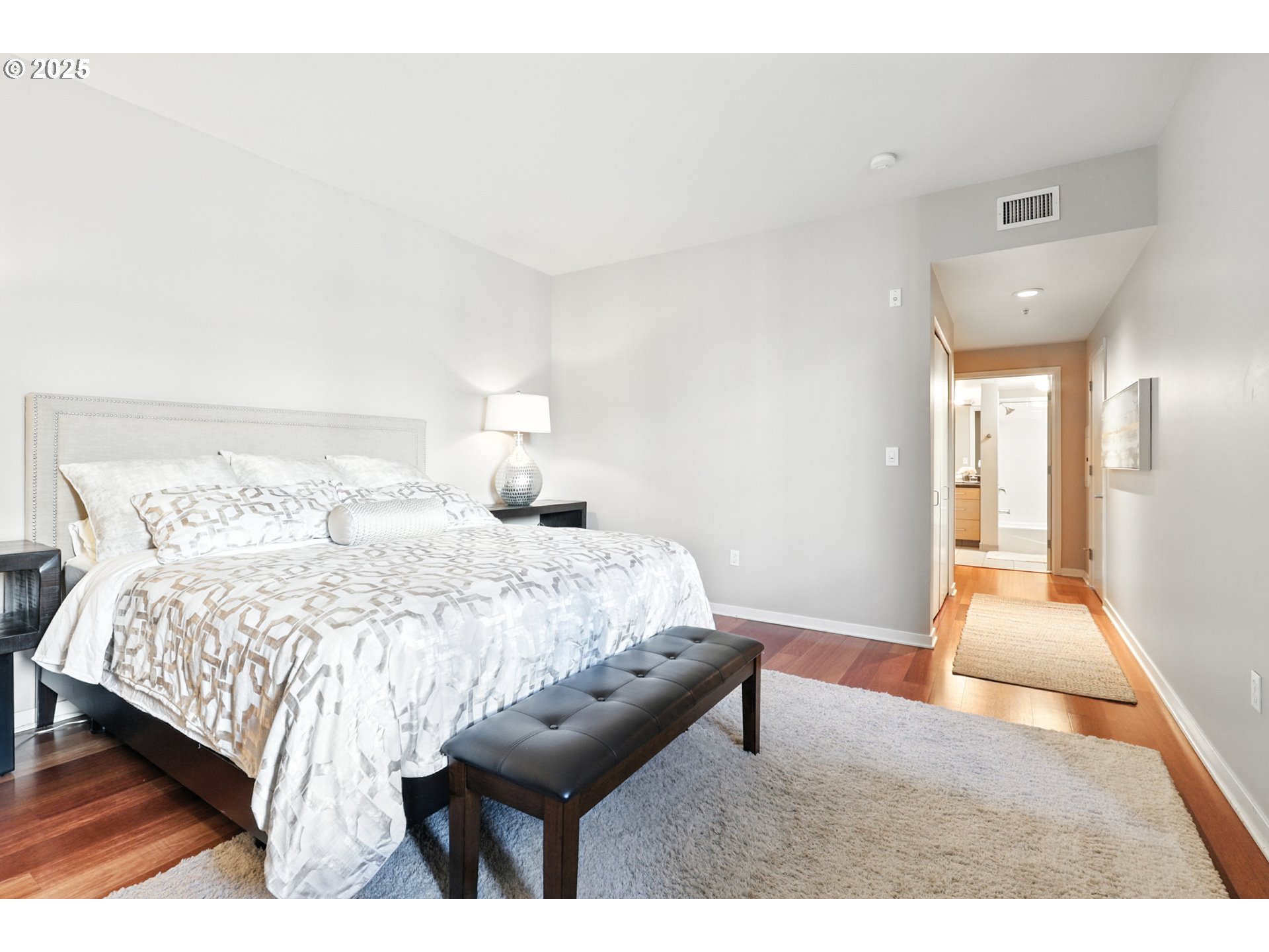 Photo #9: 664173665 Listing: Photo #9